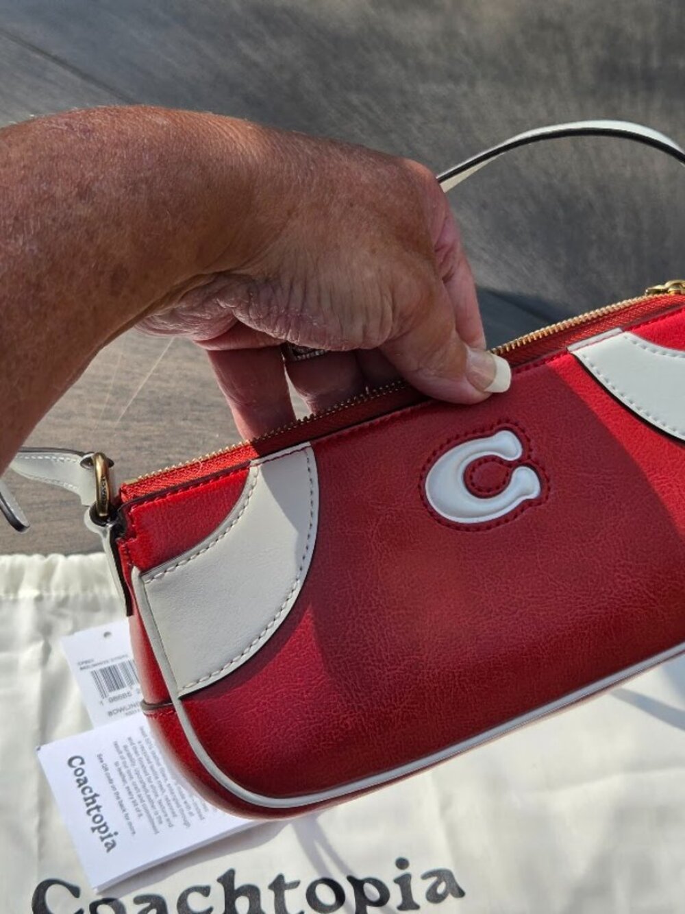 Coach Coachtopia Bowling Small Shoulder Bag - purchase incl. dust bag & gift box - Picture 7 of 15